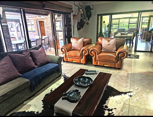 3 BEDROOM HOUSE FOR SALE IN GOLF PARK